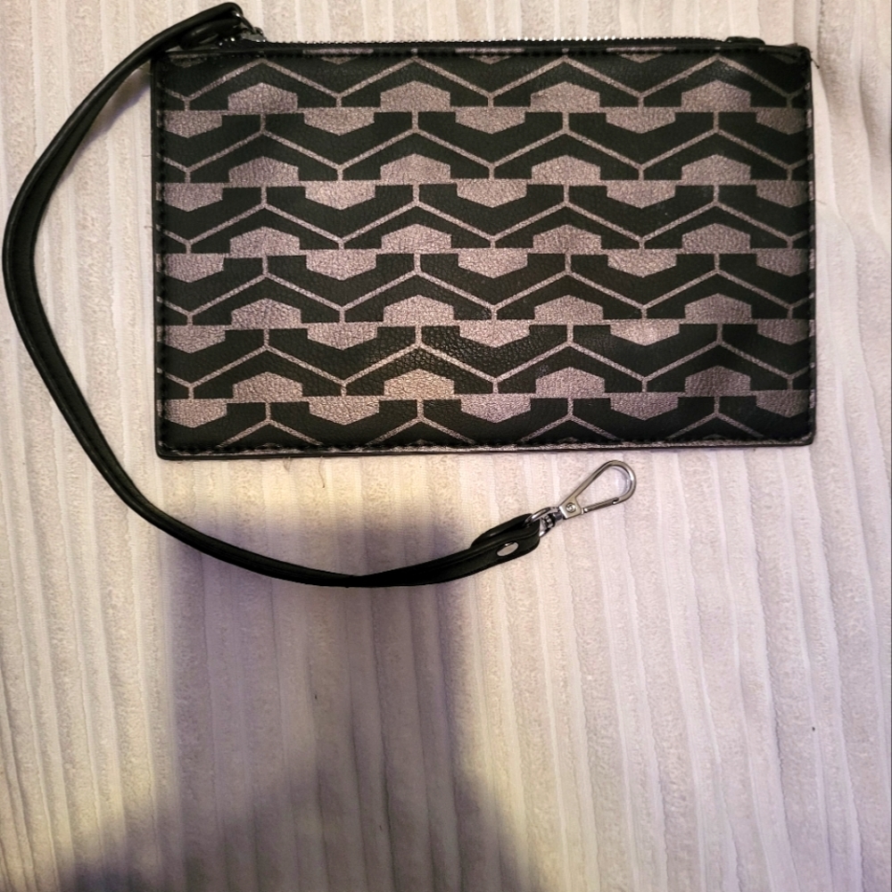 EUC Echo cosmetic bag